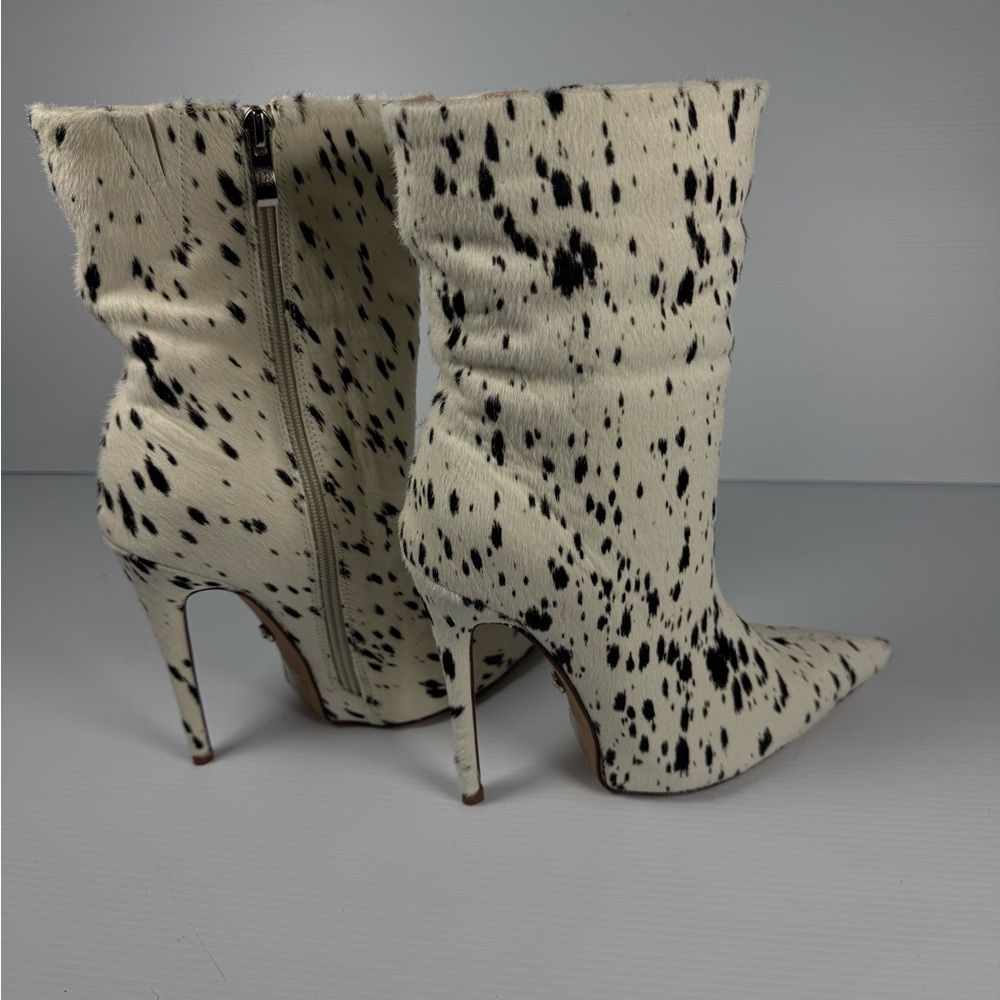 Azalea Wang Tylelor Elegant Dalmatian Calf Hair Stiletto Boot Wht/Blk Size 6 NWT - Picture 2 of 4